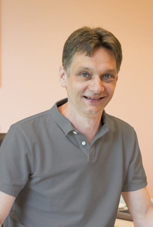 Dr. Karsten Völkel